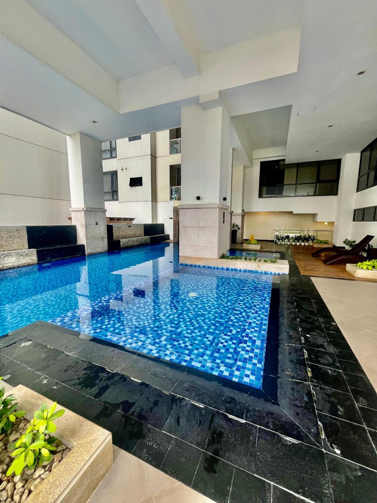 ماكاتي Greenbelt Hamilton Tower 1 المظهر الخارجي الصورة